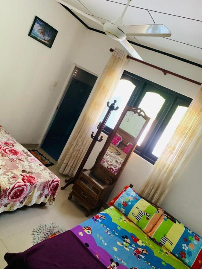 Induruwa Villa Bentota Exteriör bild