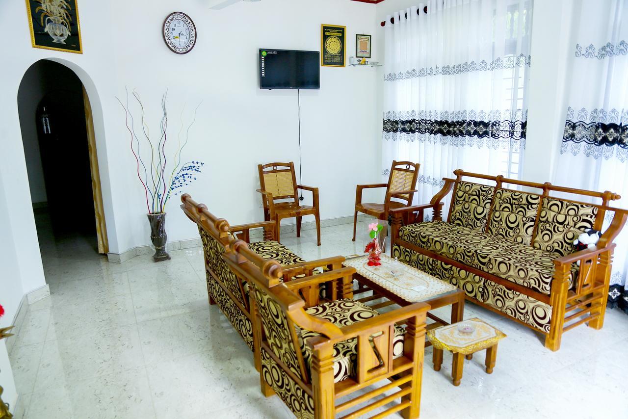 Induruwa Villa Bentota Exteriör bild