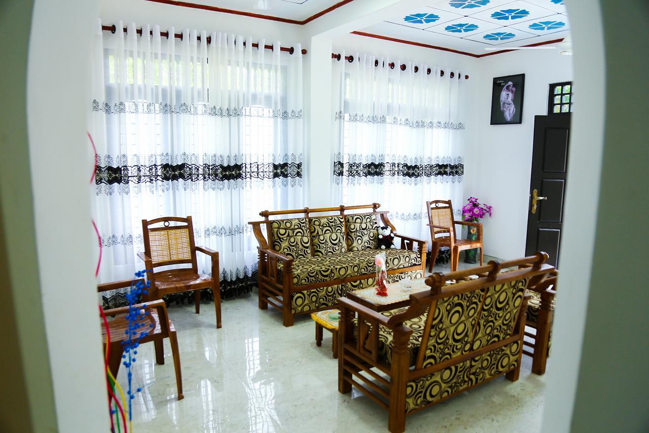 Induruwa Villa Bentota Exteriör bild